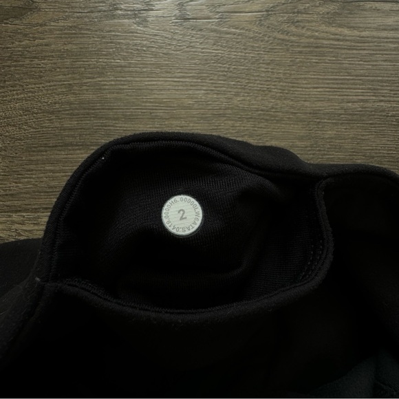 Lululemon Yoga Align High Rise Black Joggers size 2 Women W6ATAS - Picture 4 of 16